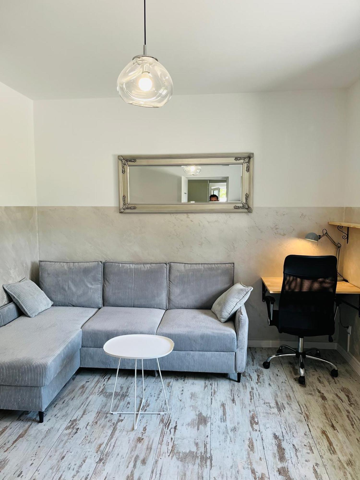 شقة Apartament Ogrodowy Miechów المظهر الخارجي الصورة