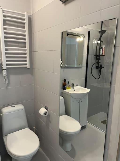شقة Apartament Ogrodowy Miechów المظهر الخارجي الصورة
